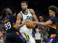 28圈体育-包含穆古鲁扎遭遇十五连败，湖人教练面临压力！的词条